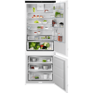 AEG  7000 GreenZone Fridge Freezer | NSC7G752ES