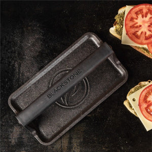 Blackstone Cast Iron Griddle Press | 257-5553EU