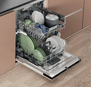 Hotpoint MaxiSpace Semi  Integrated 60cm Dishwasher with 3rd Rack | H5PC15M6