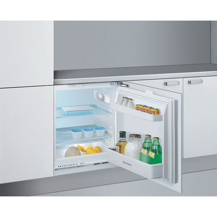 INDESIT ILA1UK1 INTEGRATED UNDERCOUNTER LARDER FRIDGE