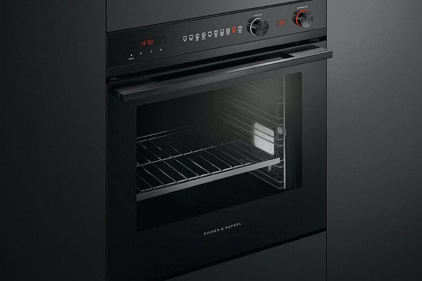 Fisher & Paykel Series 7 Built-in Single Oven | OB60SD9PB1 DISPLAY MODEL